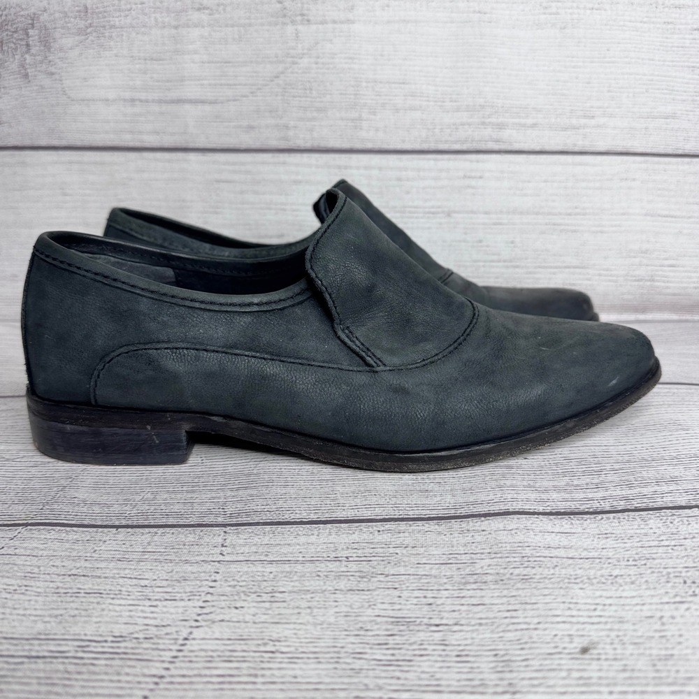 Free People Black Distressed Leather Slip On Loafers Almond Toe size EU 38‎